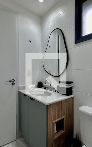 Studio à venda com 26m², 0 quarto e sem vaga Studio à venda com 26m², 0 quarto e sem vagaBanheiro