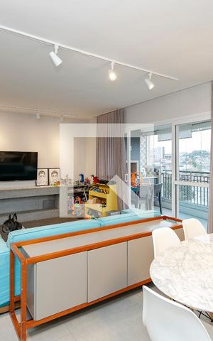 Apartamento à venda com 109m², 2 quartos e 2 vagas Apartamento à venda com 109m², 2 quartos e 2 vagasSala