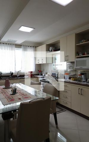 Casa à venda com 144m², 3 quartos e 1 vagaCozinha