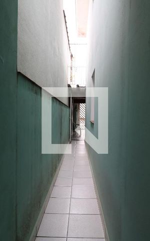 Casa à venda com 144m², 3 quartos e 1 vagaCorredor Externo