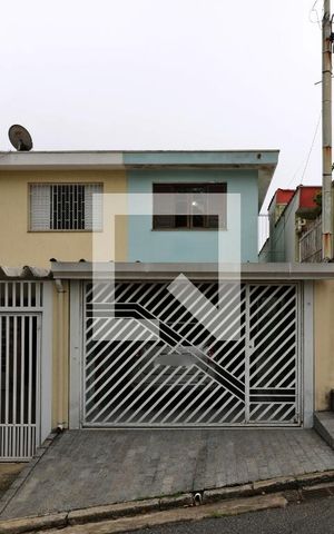 Casa à venda com 144m², 3 quartos e 1 vagaFachada