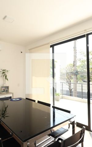 Casa para alugar com 550m², 4 quartos e 2 vagasQuarto 4