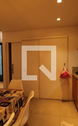 Casa para alugar com 550m², 4 quartos e 2 vagasSala/Cozinha
