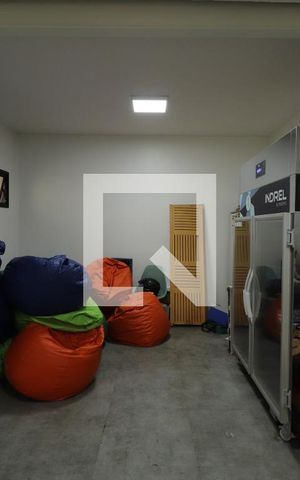 Casa para alugar com 550m², 4 quartos e 2 vagasQuarto de serviço