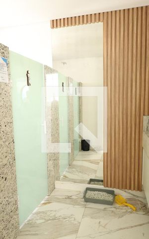 Casa para alugar com 550m², 4 quartos e 2 vagasBanheiro 2