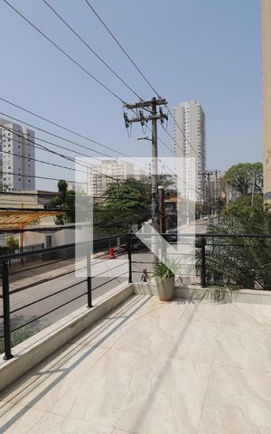 Casa para alugar com 550m², 4 quartos e 2 vagasSacada Quarto 4