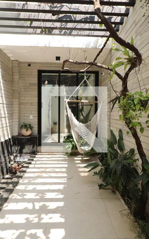 Casa para alugar com 550m², 4 quartos e 2 vagasEntrada