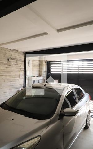 Casa para alugar com 550m², 4 quartos e 2 vagasGaragem