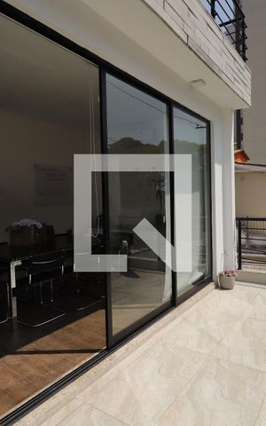 Casa para alugar com 550m², 4 quartos e 2 vagasSacada Quarto 4