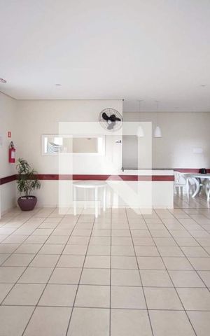 Apartamento à venda com 46m², 2 quartos e 1 vaga Apartamento à venda com 46m², 2 quartos e 1 vagaÁrea comum - Salão de festas