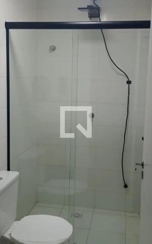 Apartamento para alugar com 33m², 2 quartos e sem vaga Apartamento para alugar com 33m², 2 quartos e sem vagaBanheiro