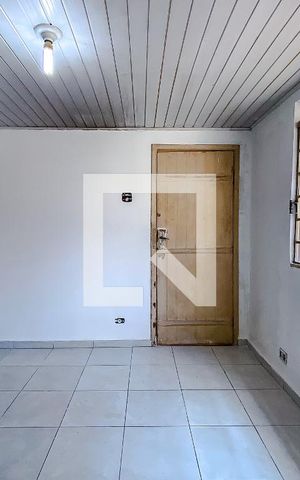 Casa para alugar com 150m², 2 quartos e 4 vagasSala