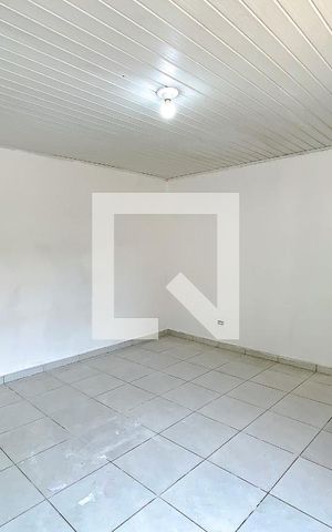 Casa para alugar com 150m², 2 quartos e 4 vagasSala