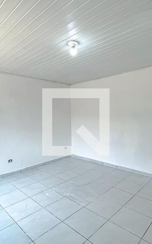 Casa para alugar com 150m², 2 quartos e 4 vagasSala