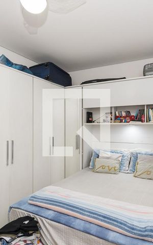 Casa à venda com 155m², 3 quartos e 2 vagas Casa à venda com 155m², 3 quartos e 2 vagasQuarto 1 - Armários