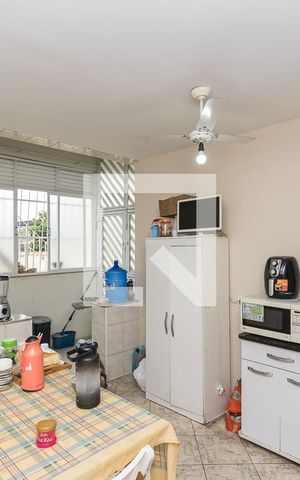 Casa à venda com 155m², 3 quartos e 2 vagas Casa à venda com 155m², 3 quartos e 2 vagasCozinha