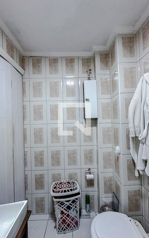 Apartamento à venda com 83m², 2 quartos e sem vagaBanheiro da Suíte