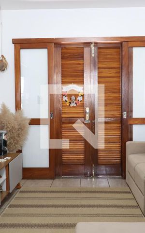 Casa à venda com 93m², 2 quartos e 1 vagaSala