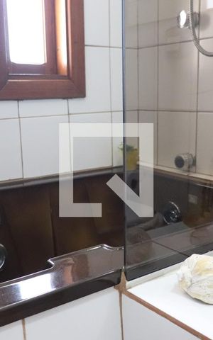 Casa à venda com 93m², 2 quartos e 1 vagaBanheiro da Suíte
