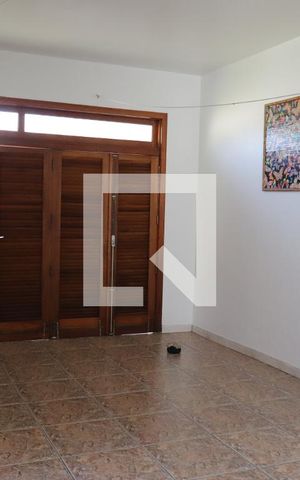 Casa à venda com 93m², 2 quartos e 1 vagaGaragem