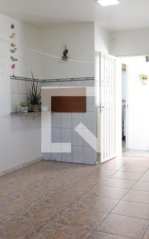 Casa à venda com 93m², 2 quartos e 1 vagaGaragem