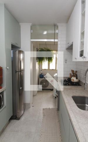 Apartamento à venda com 96m², 3 quartos e 2 vagasCozinha