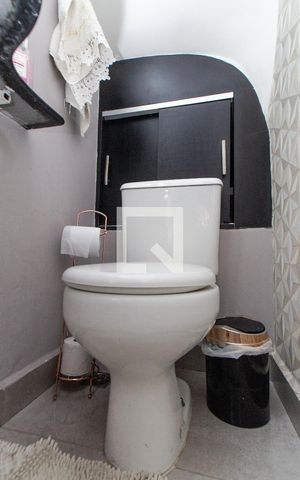 Casa de condomínio à venda com 120m², 3 quartos e 2 vagas Casa de condomínio à venda com 120m², 3 quartos e 2 vagasLavabo