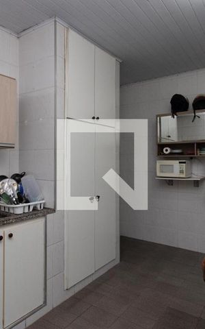 Casa à venda com 400m², 3 quartos e 1 vaga Casa à venda com 400m², 3 quartos e 1 vagaCozinha 1