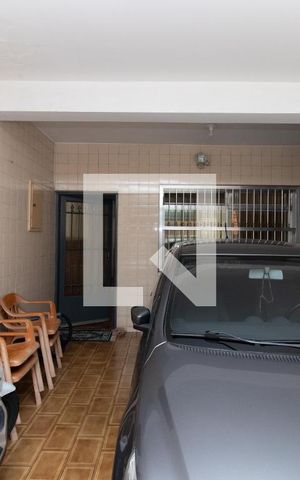 Casa à venda com 400m², 3 quartos e 1 vaga Casa à venda com 400m², 3 quartos e 1 vagaGaragem
