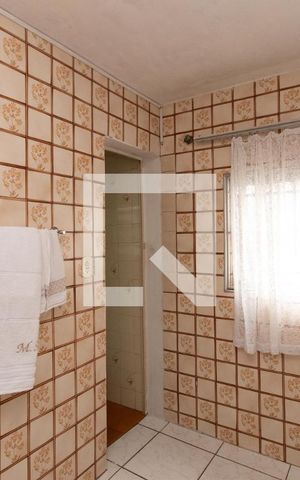 Casa à venda com 400m², 3 quartos e 1 vaga Casa à venda com 400m², 3 quartos e 1 vagaBanheiro 2