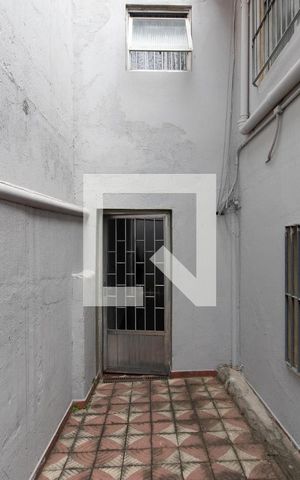 Casa à venda com 400m², 3 quartos e 1 vaga Casa à venda com 400m², 3 quartos e 1 vagaCorredor externo