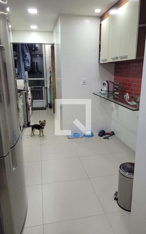 Apartamento à venda com 180m², 3 quartos e 2 vagas Apartamento à venda com 180m², 3 quartos e 2 vagasCozinha