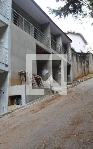 Casa de condomínio para alugar com 160m², 3 quartos e 1 vagaVista da Rua