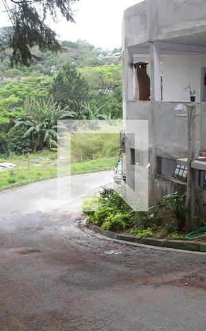 Casa de condomínio para alugar com 160m², 3 quartos e 1 vagaVista da Rua