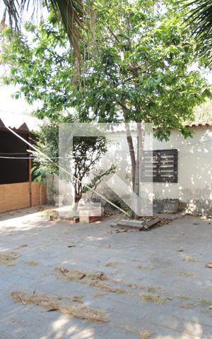 Casa à venda com 370m², 5 quartos e 4 vagasQuintal