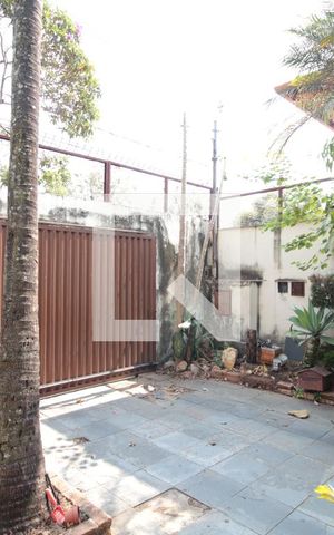 Casa à venda com 370m², 5 quartos e 4 vagasGaragem
