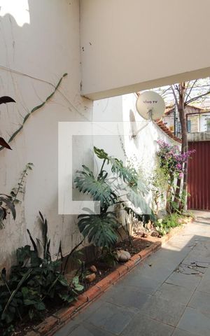 Casa à venda com 370m², 5 quartos e 4 vagasGaragem