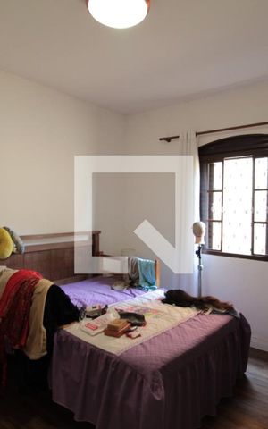 Casa à venda com 370m², 5 quartos e 4 vagasSuite 2