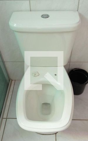 Casa à venda com 370m², 5 quartos e 4 vagasBanheiro Social