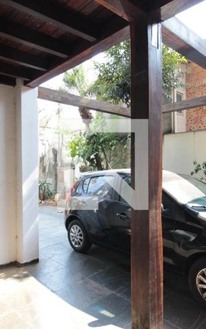 Casa à venda com 370m², 5 quartos e 4 vagasGaragem
