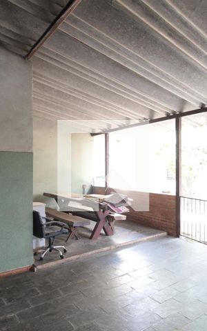 Casa à venda com 370m², 5 quartos e 4 vagasArea Gourmet