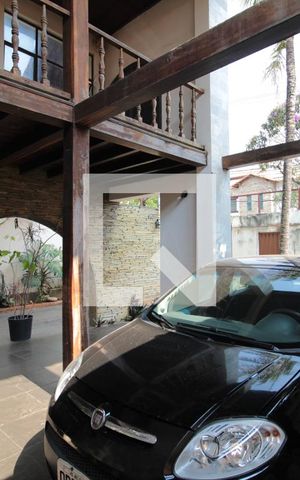 Casa à venda com 370m², 5 quartos e 4 vagasGaragem