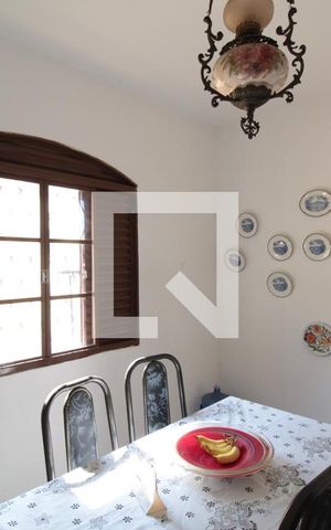 Casa à venda com 370m², 5 quartos e 4 vagasCopa