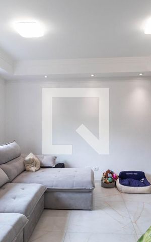 Casa de condomínio à venda com 165m², 3 quartos e 2 vagas Casa de condomínio à venda com 165m², 3 quartos e 2 vagasSala