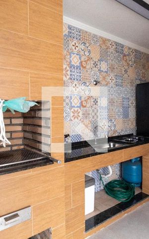 Casa de condomínio à venda com 165m², 3 quartos e 2 vagas Casa de condomínio à venda com 165m², 3 quartos e 2 vagasChurrasqueira