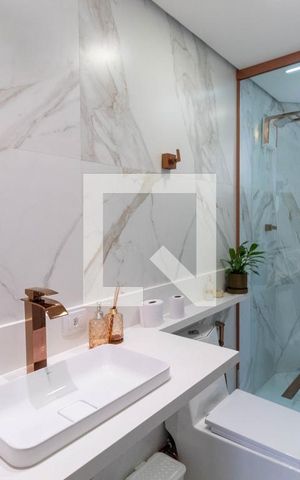 Casa de condomínio à venda com 165m², 3 quartos e 2 vagas Casa de condomínio à venda com 165m², 3 quartos e 2 vagasBanheiro da Suíte 2