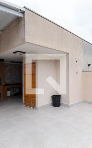 Casa de condomínio à venda com 165m², 3 quartos e 2 vagas Casa de condomínio à venda com 165m², 3 quartos e 2 vagasVaranda