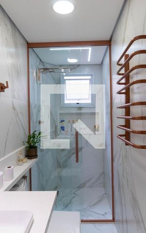 Casa de condomínio à venda com 165m², 3 quartos e 2 vagas Casa de condomínio à venda com 165m², 3 quartos e 2 vagasBanheiro da Suíte 2