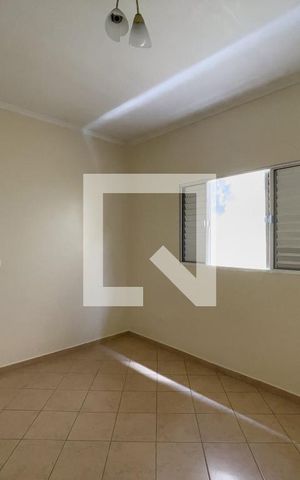 Casa para alugar com 72m², 2 quartos e 1 vaga Casa para alugar com 72m², 2 quartos e 1 vagaQuarto 2