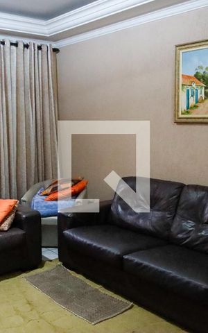 Casa à venda com 280m², 3 quartos e 2 vagas Casa à venda com 280m², 3 quartos e 2 vagassala